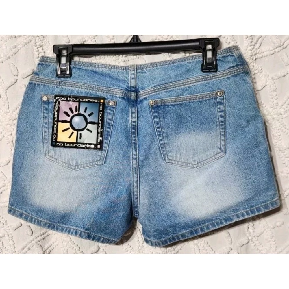 Vintage No‎ Boundaries Womens Denim Shorts Size 9 2002 Deadstock Low Rise Y2K